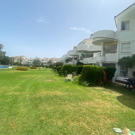 5* Stunning Golf & Sea Apartment 미하스 외부 사진