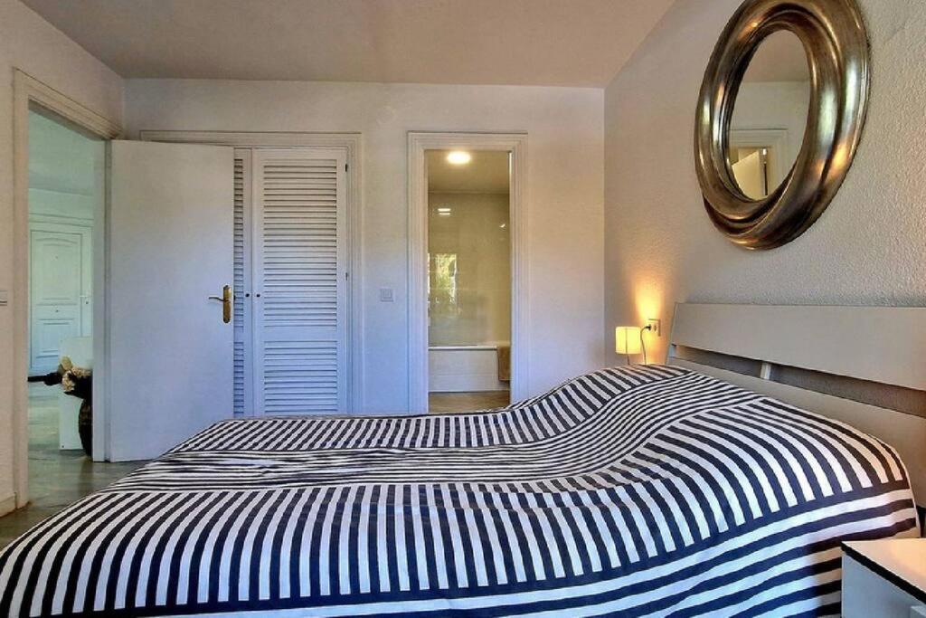 5* Stunning Golf & Sea Apartment 미하스 외부 사진